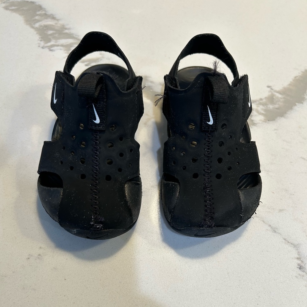 Nike Sunray Protect 2